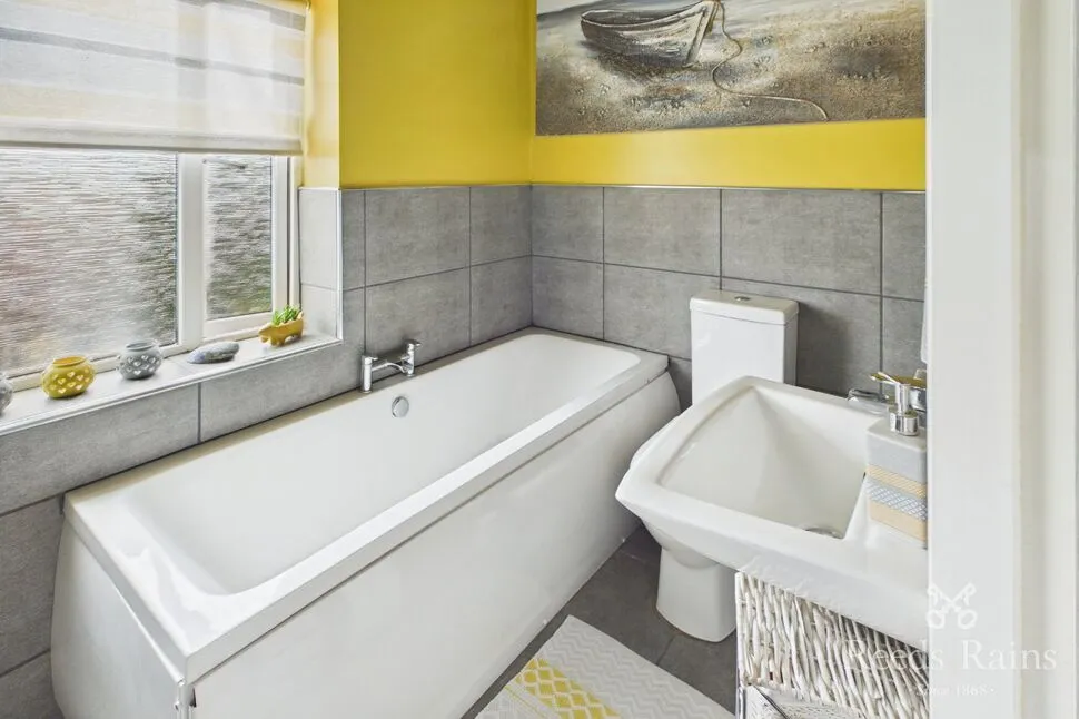 Broadowler Lane, Ossett, West Yorkshire, WF5, photo 8