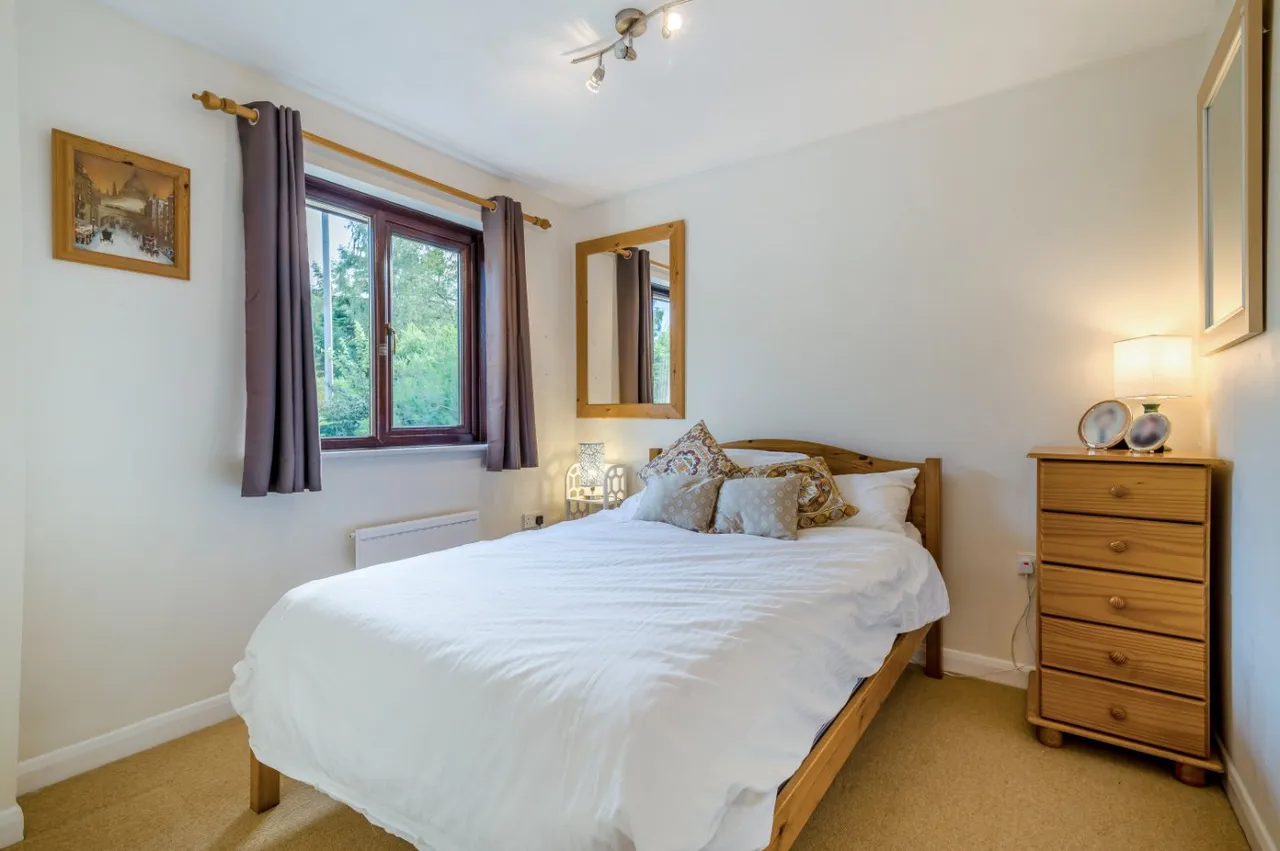The Chestertons, Bathampton, BA2, photo 8