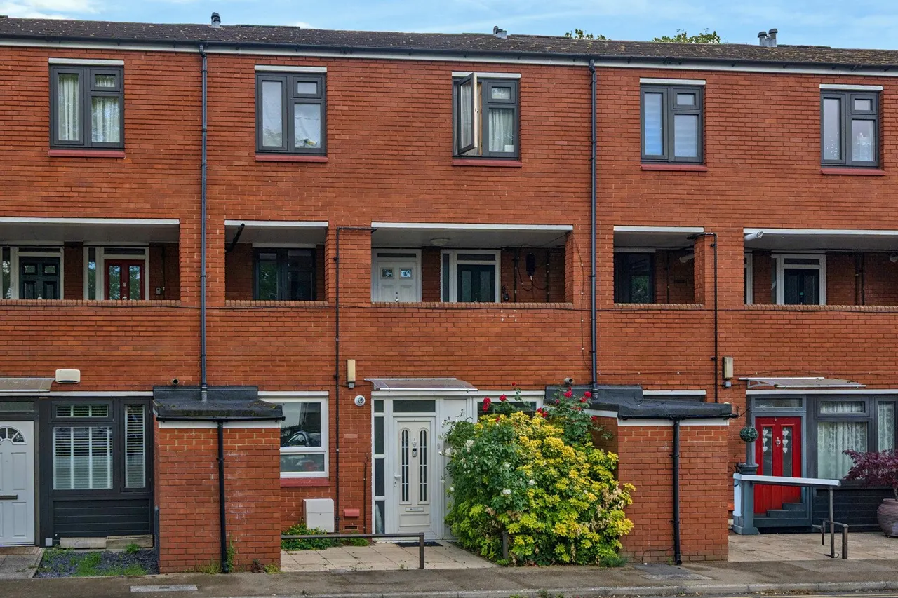 2 bed flat for sale — Birch Grove, SE12