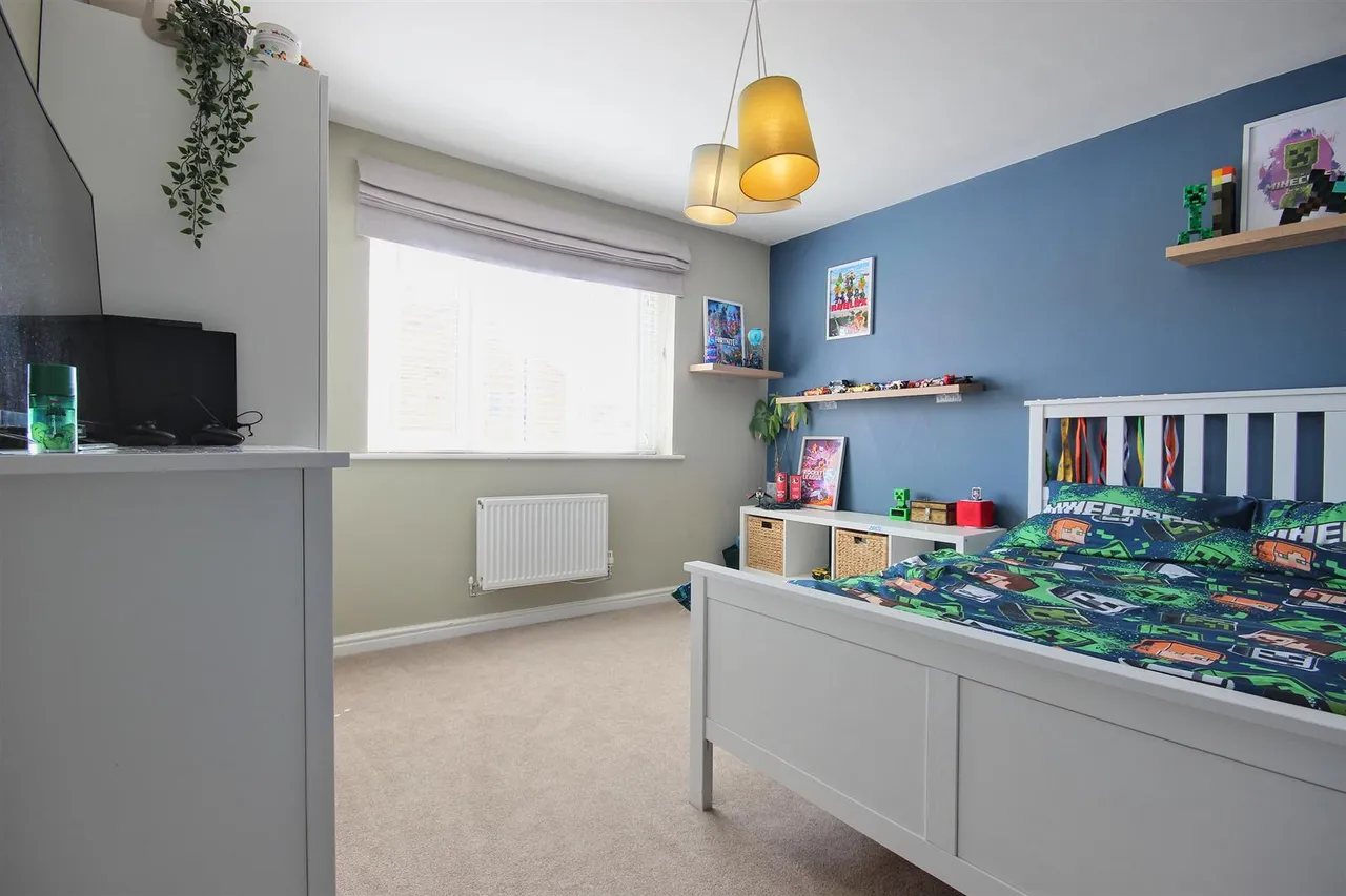 Avocet Close, Hornsea, photo 19