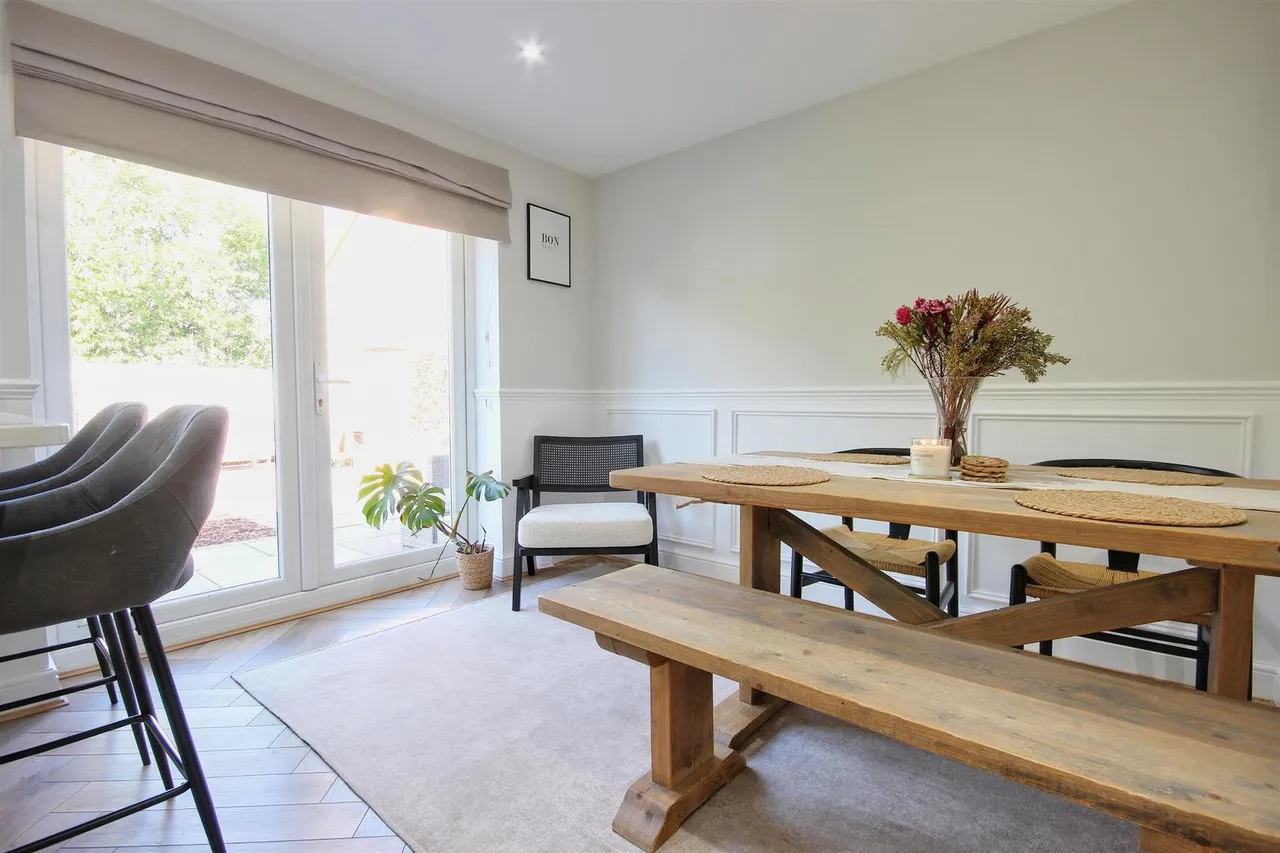 Avocet Close, Hornsea, photo 5