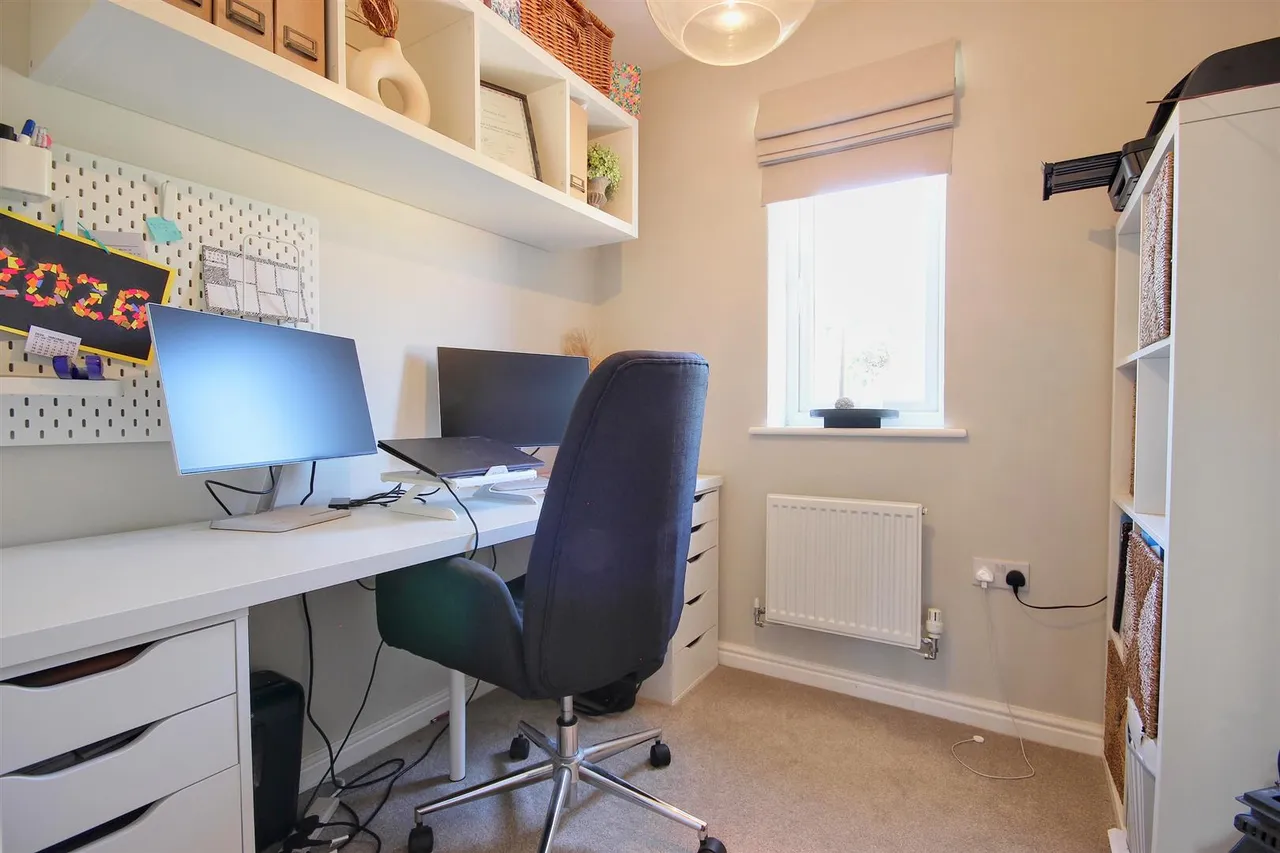 Avocet Close, Hornsea, photo 24