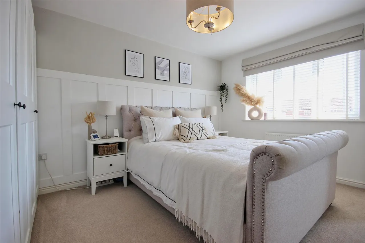 Avocet Close, Hornsea, photo 17