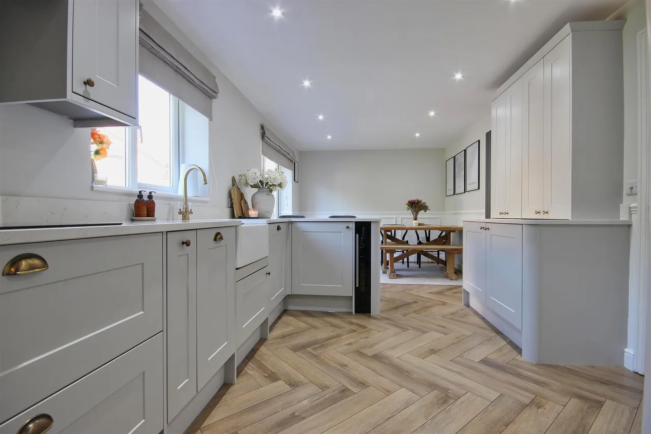 Avocet Close, Hornsea, photo 14