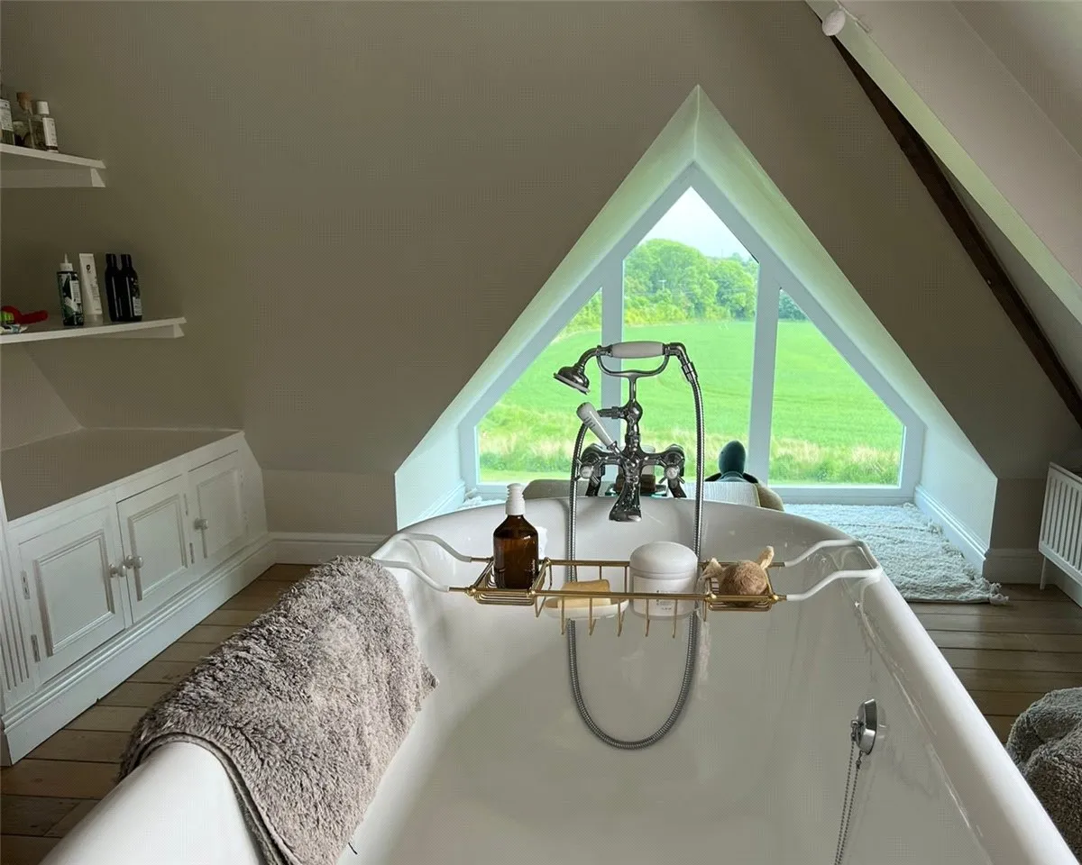 Lambourn Woodlands, Hungerford, RG17, photo 10