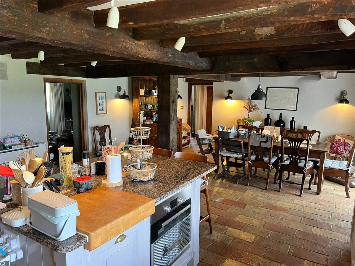 Lambourn Woodlands, Hungerford, RG17, photo 3
