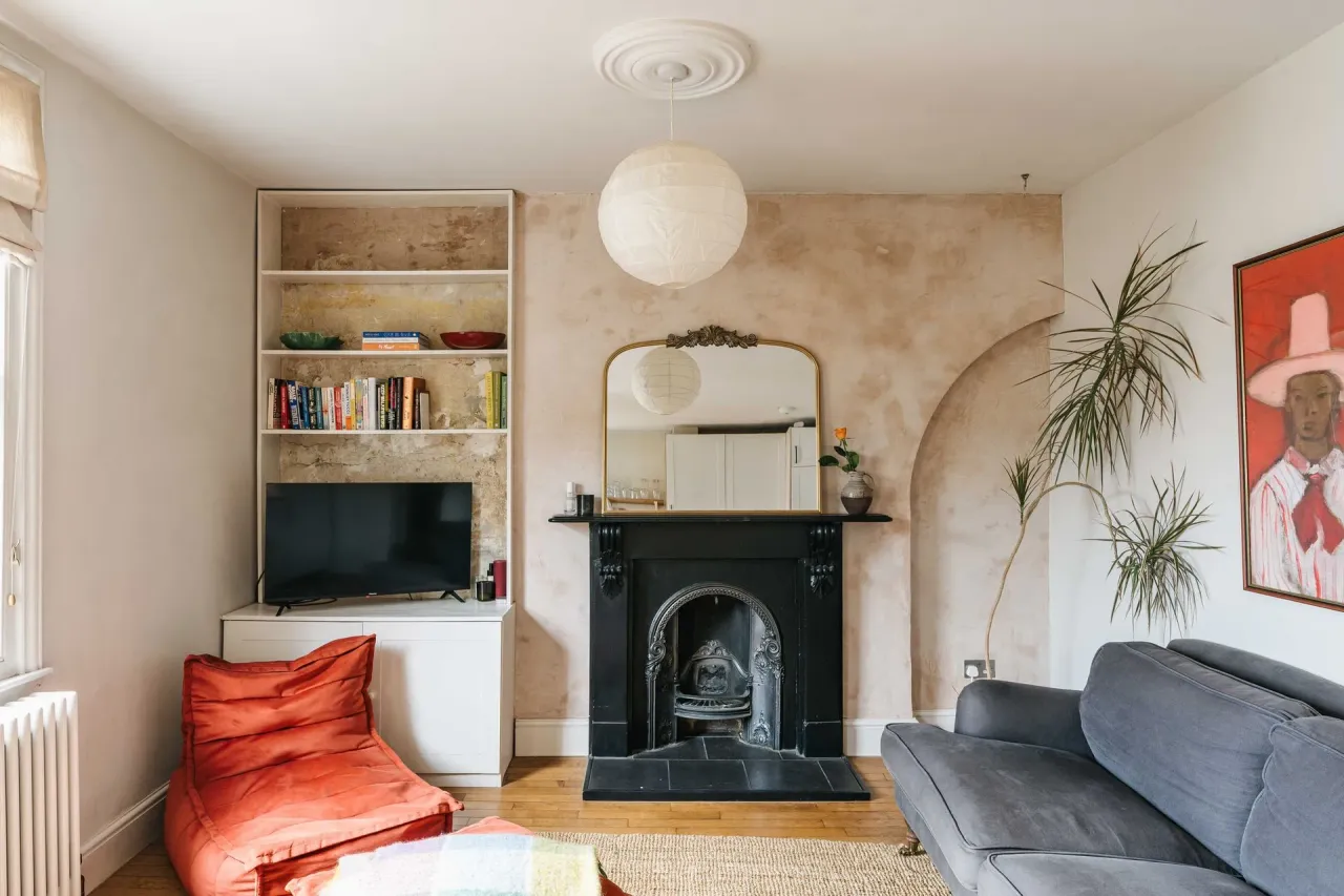 3 bed flat to rent, Brookfield Road, London, E9