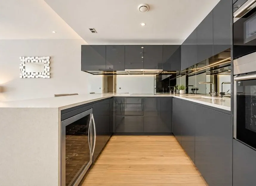 Tierney Lane, Hammersmith, W6, photo 2