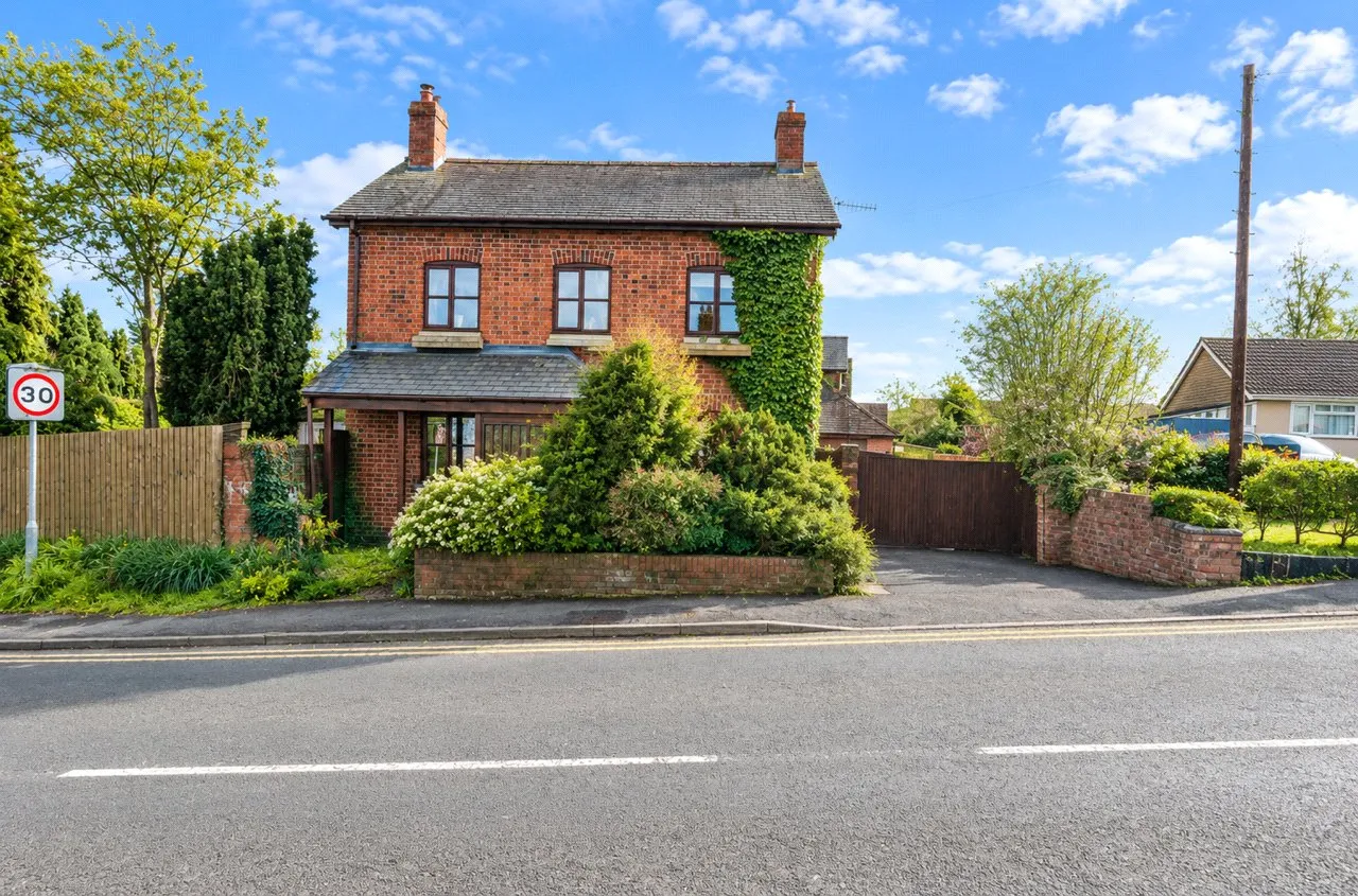 North Avenue, Llandrindod Wells, LD1, photo 64
