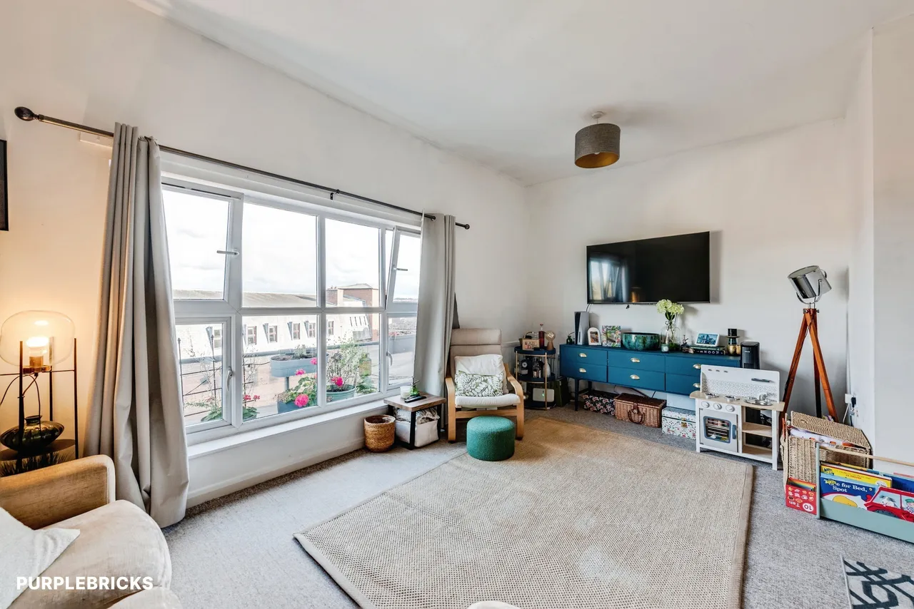 Pelican Lane, Newbury, RG14, photo 12