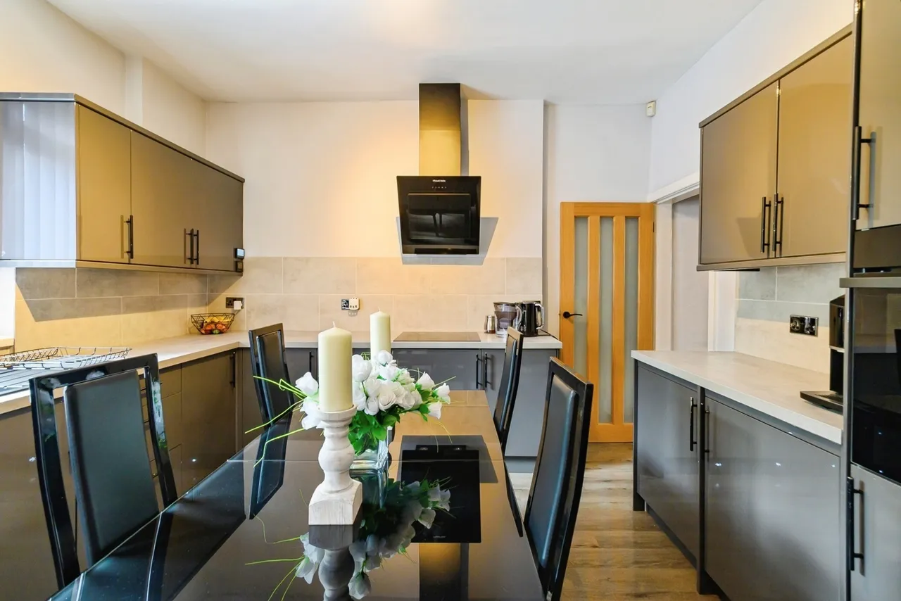 Manchester Road East, Little Hulton, Manchester, Greater Manchester, M38, photo 4