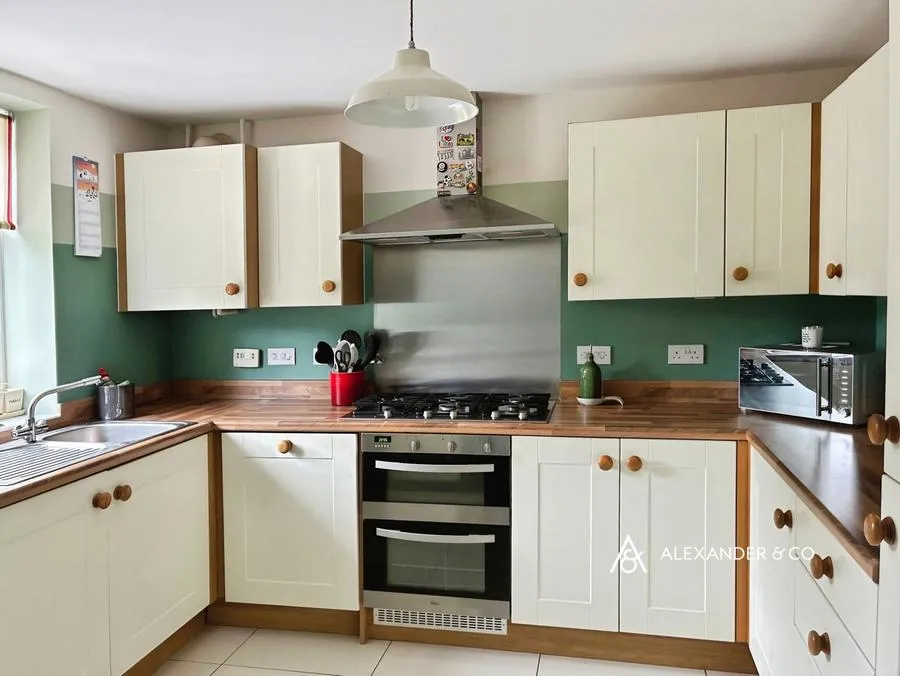 Brickhill Way, Calvert Green, MK18, photo 3