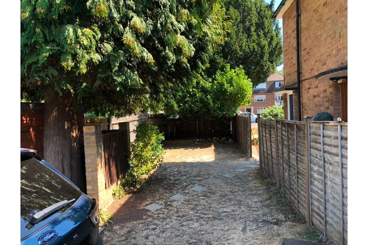 London Road, Sutton, SM3, photo 4