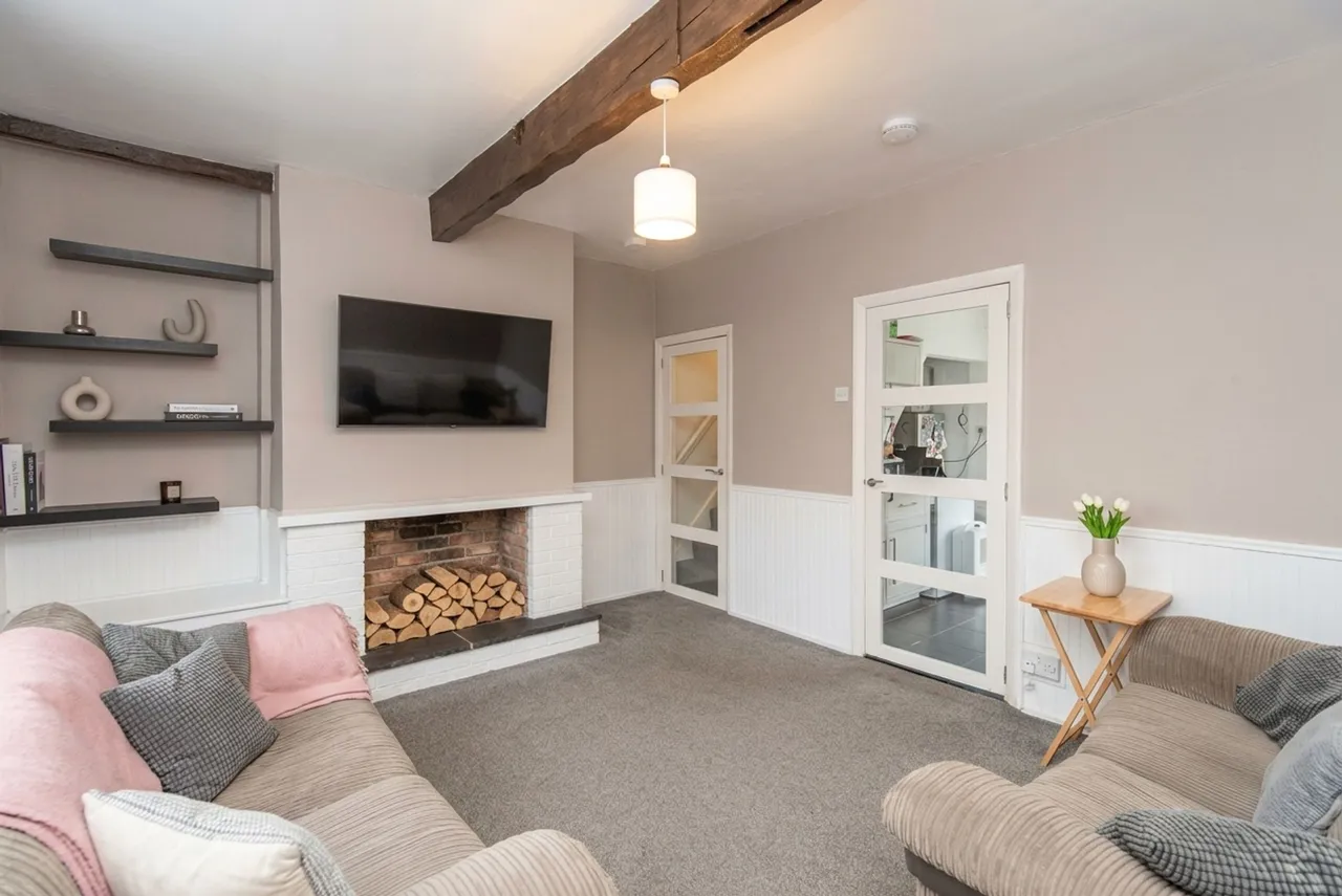 Prospect Road, Old Whittington, S41, photo 5