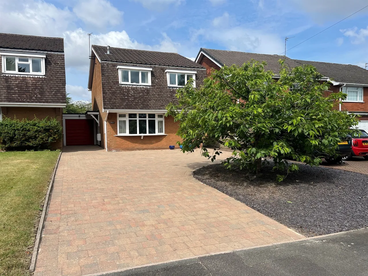 4 bed house for sale — High Park Crescent, Dudley