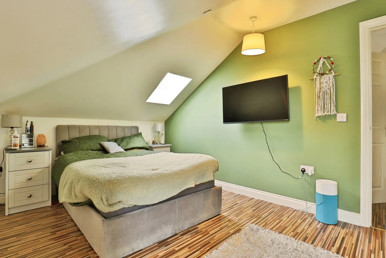 Avon Close, Bournemouth, BH8, photo 11