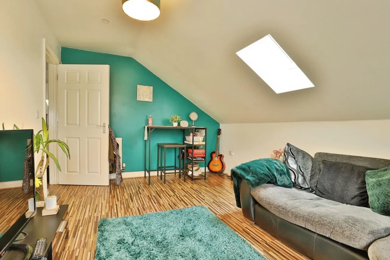 Avon Close, Bournemouth, BH8, photo 17