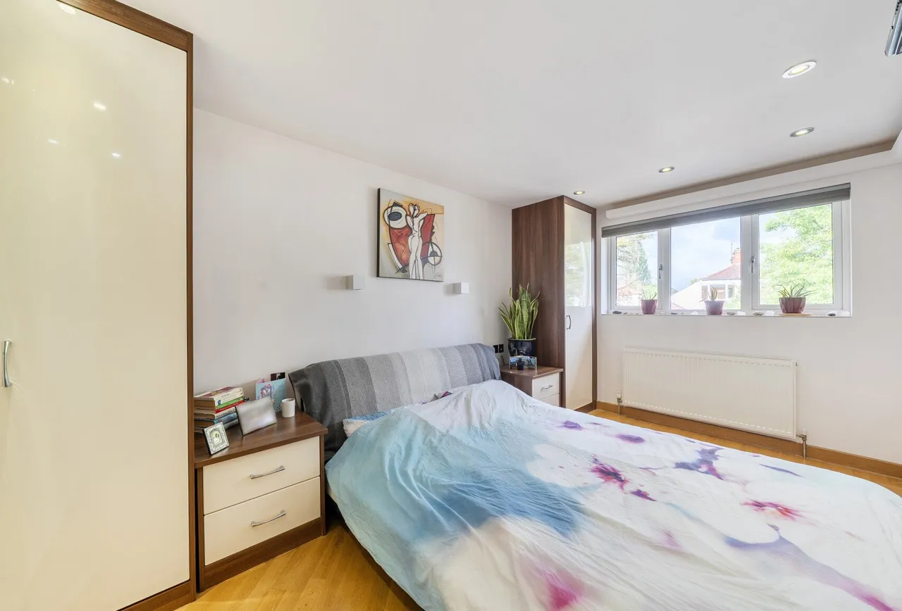 Freeman Road, Morden, SM4 6AR, photo 15