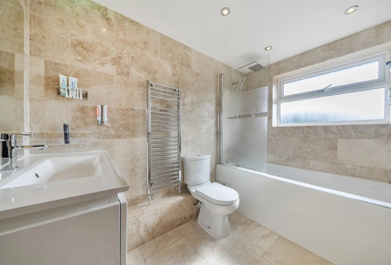 Freeman Road, Morden, SM4 6AR, photo 8
