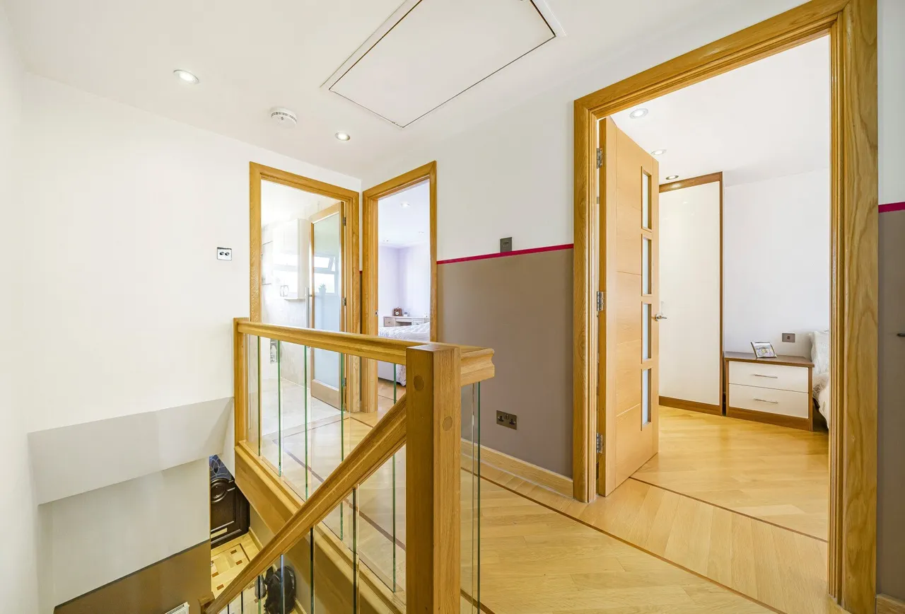 Freeman Road, Morden, SM4 6AR, photo 16