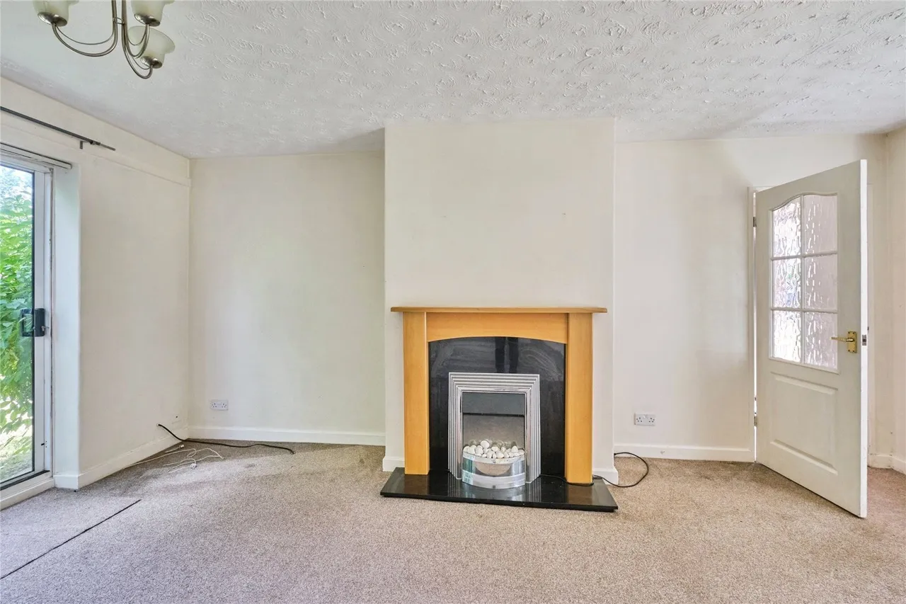 Broom Covert Road, Lichfield, WS14, photo 5