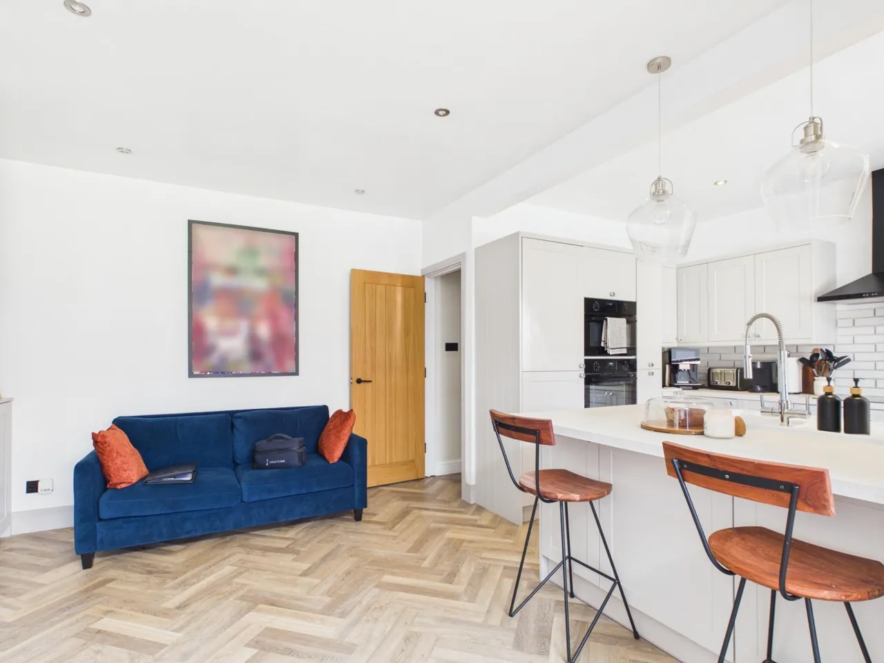 Gofton Avenue, Drayton, PO6, photo 5