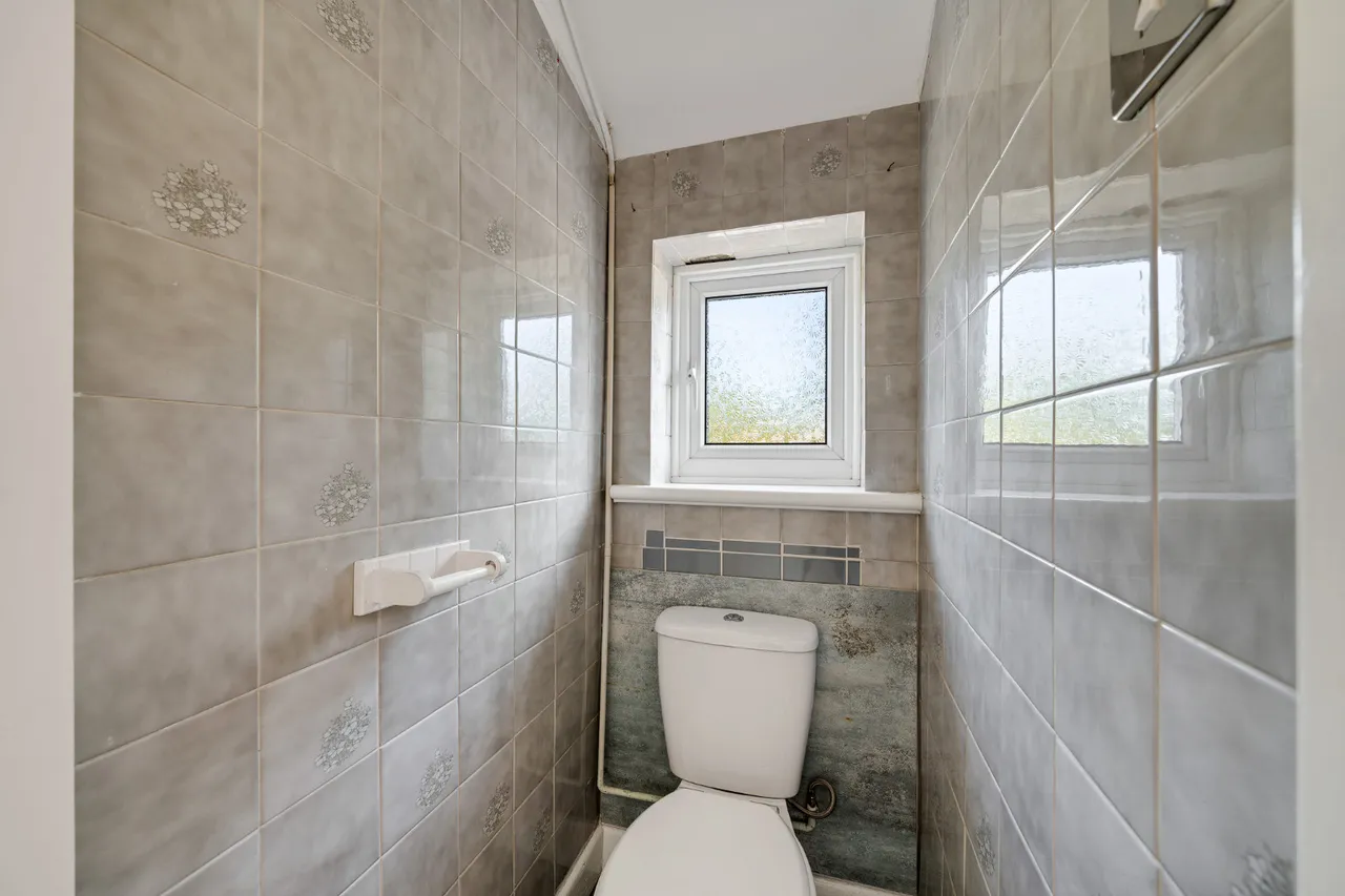 Wricklemarsh Road, SE3, photo 6
