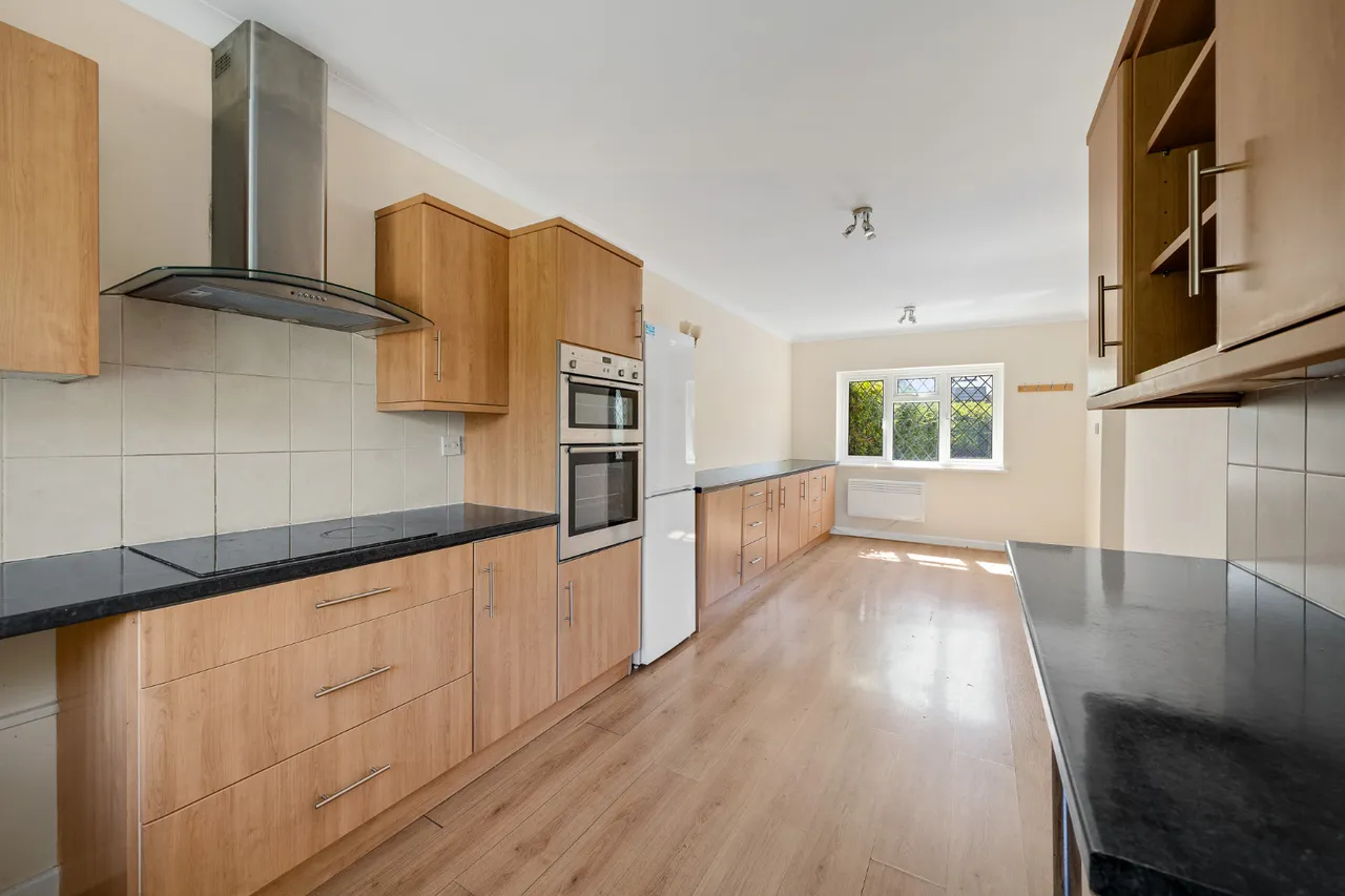 Wricklemarsh Road, SE3, photo 11