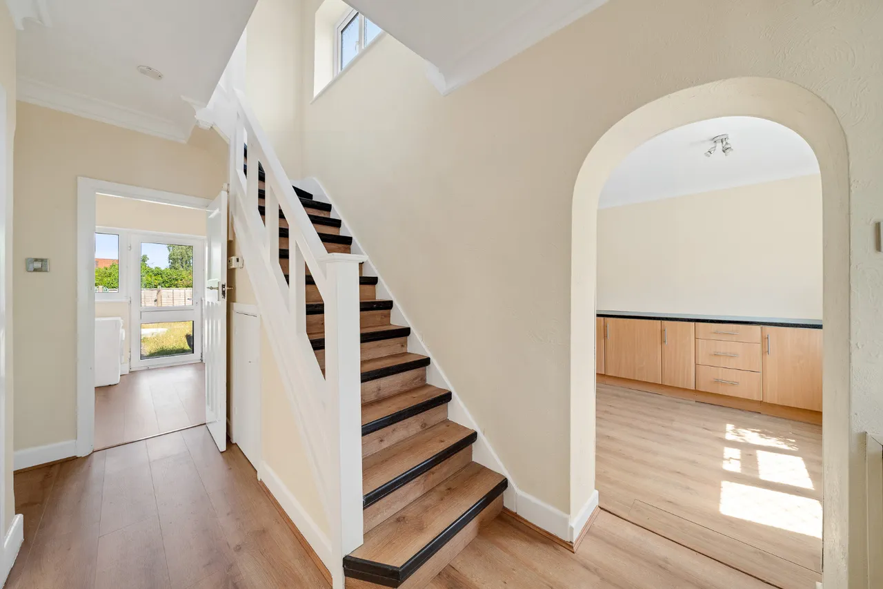 Wricklemarsh Road, SE3, photo 9