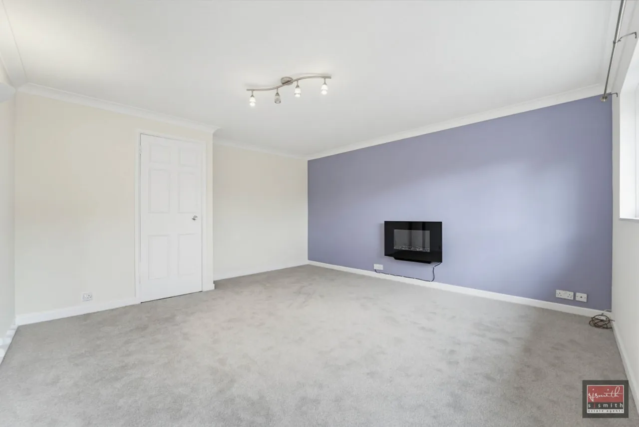 Benwell Court, Sunbury-on-Thames, photo 4