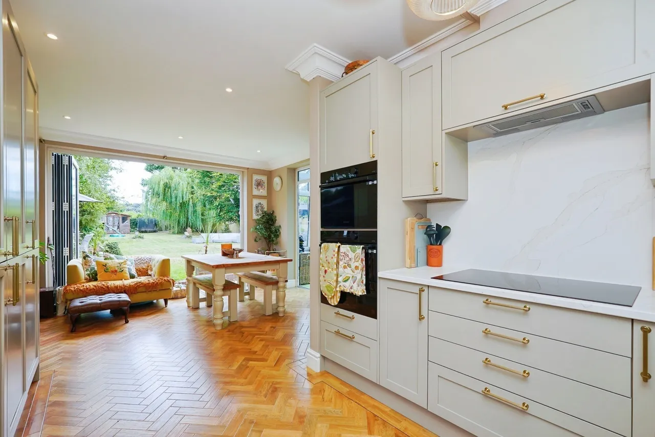 Cherry Garden Lane, Folkestone, Kent, CT19, photo 3