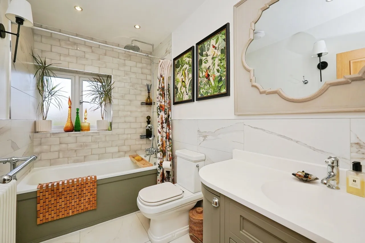 Cherry Garden Lane, Folkestone, Kent, CT19, photo 10