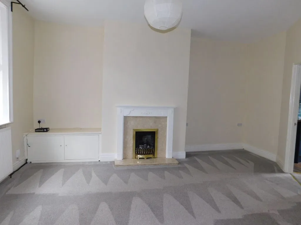 2 bed house to rent, Chester Place, Gateshead, NE8