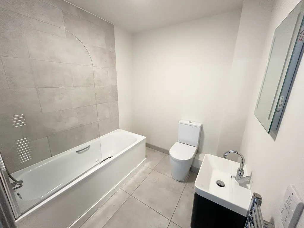 Guinea Close, Hookgate, photo 19