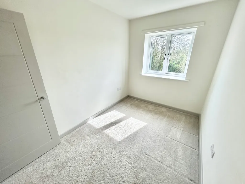Guinea Close, Hookgate, photo 14