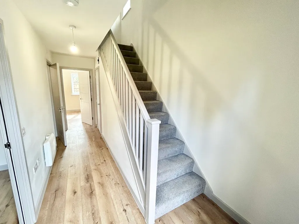 Guinea Close, Hookgate, photo 10
