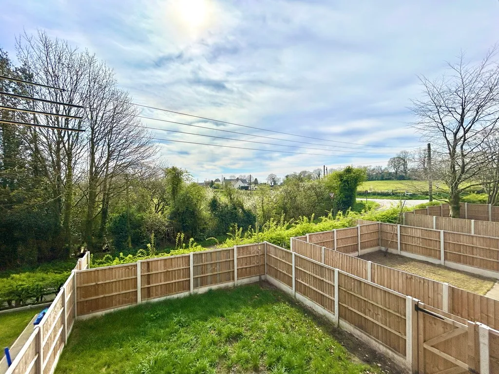 Guinea Close, Hookgate, photo 21