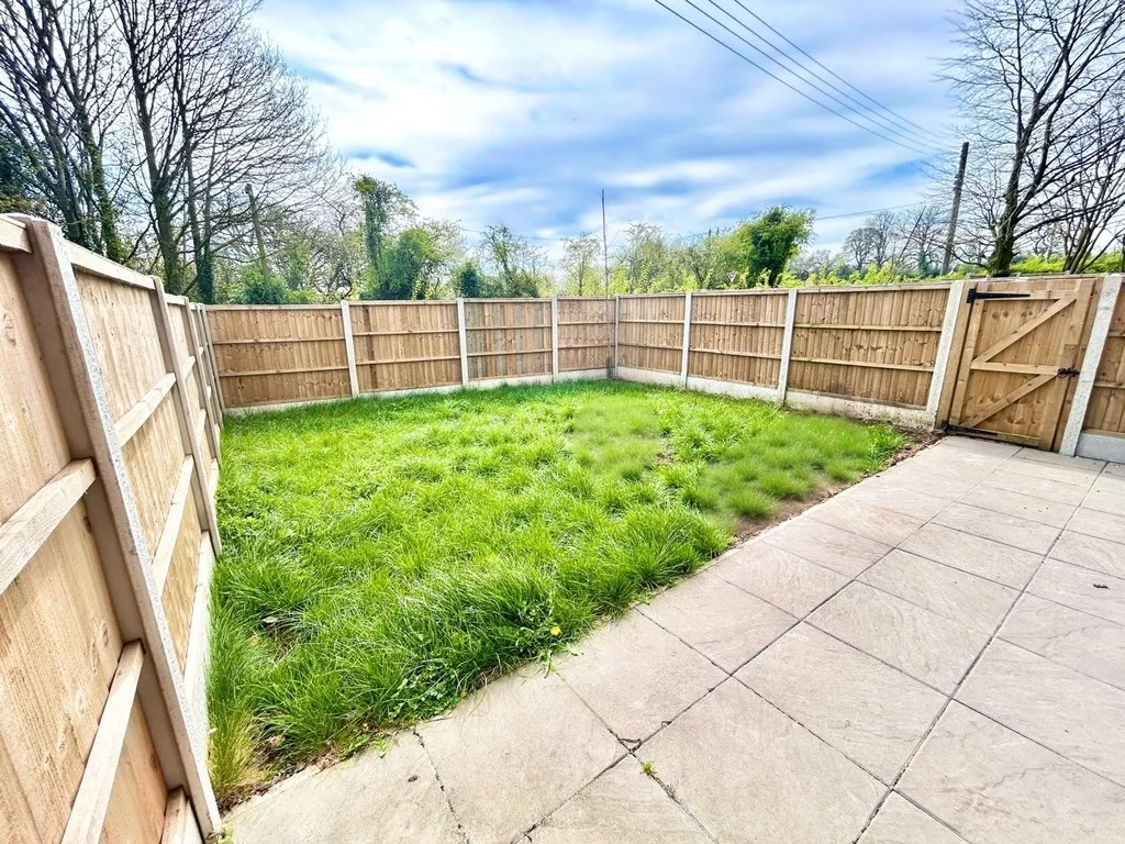Guinea Close, Hookgate, photo 22
