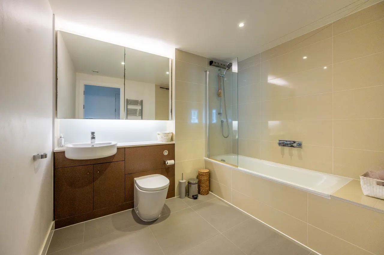 5 Tucana Heights, 11 Cheering Lane, London, photo 8