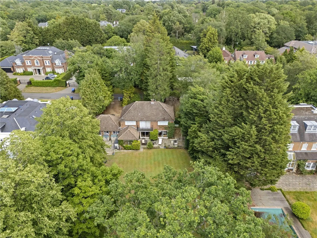 Albury Road, Hersham, Walton-on-Thames, Surrey, KT12, photo 8