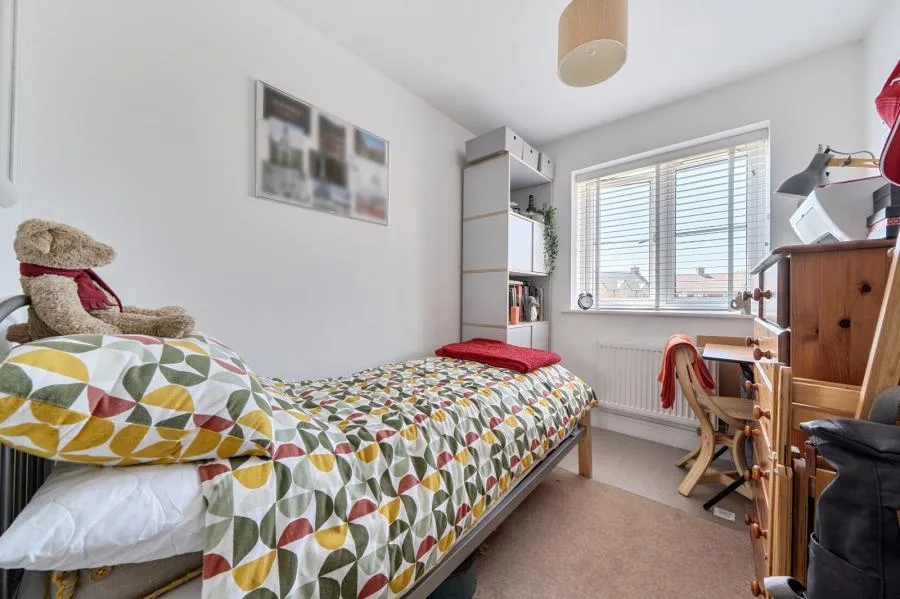 Shergold Road, Bampton, OX18, photo 13