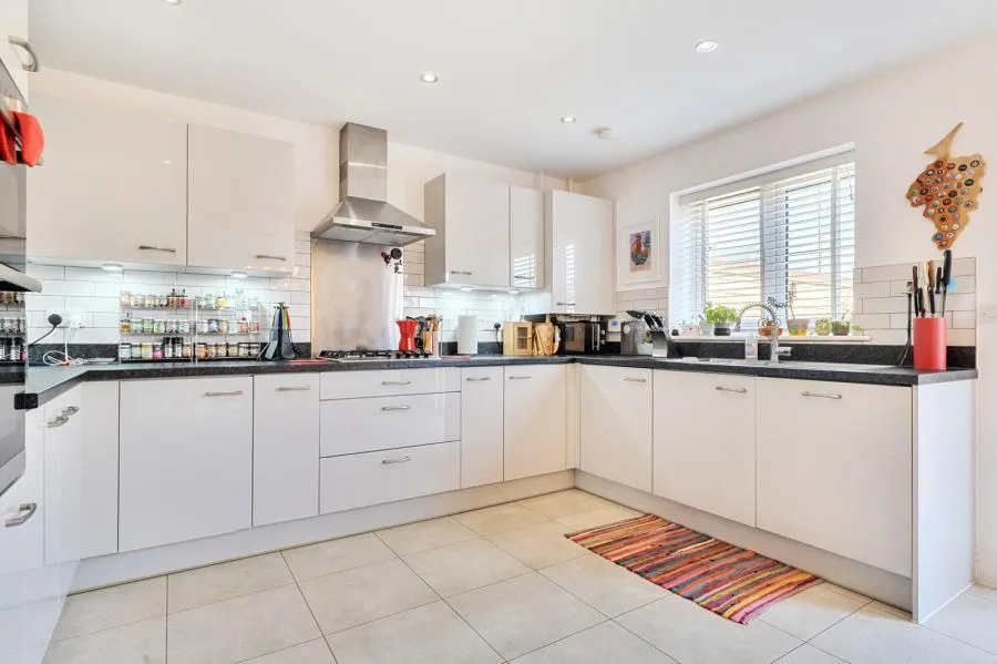 Shergold Road, Bampton, OX18, photo 2