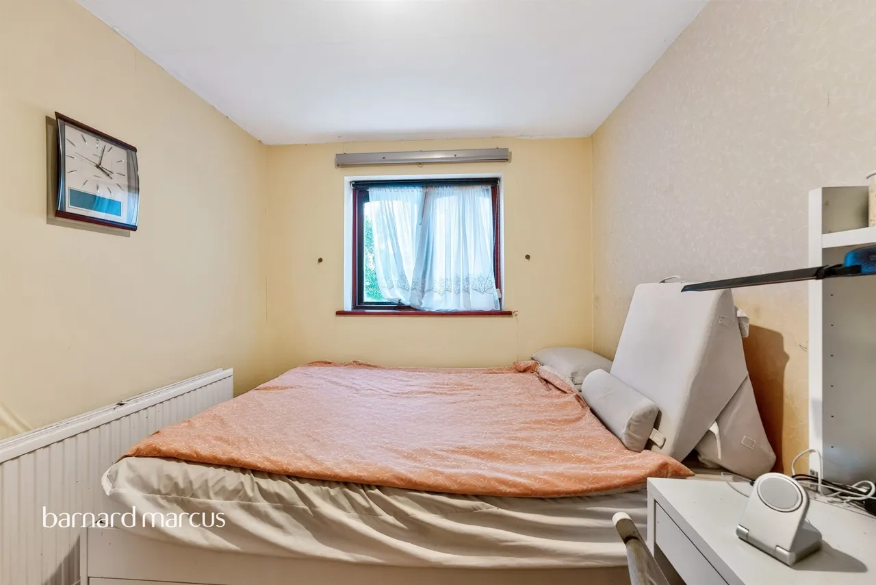 Dale Grove, London, N12, photo 9