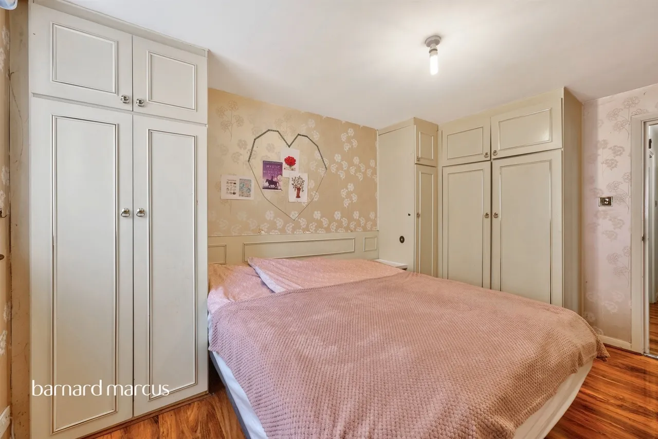 Dale Grove, London, N12, photo 10