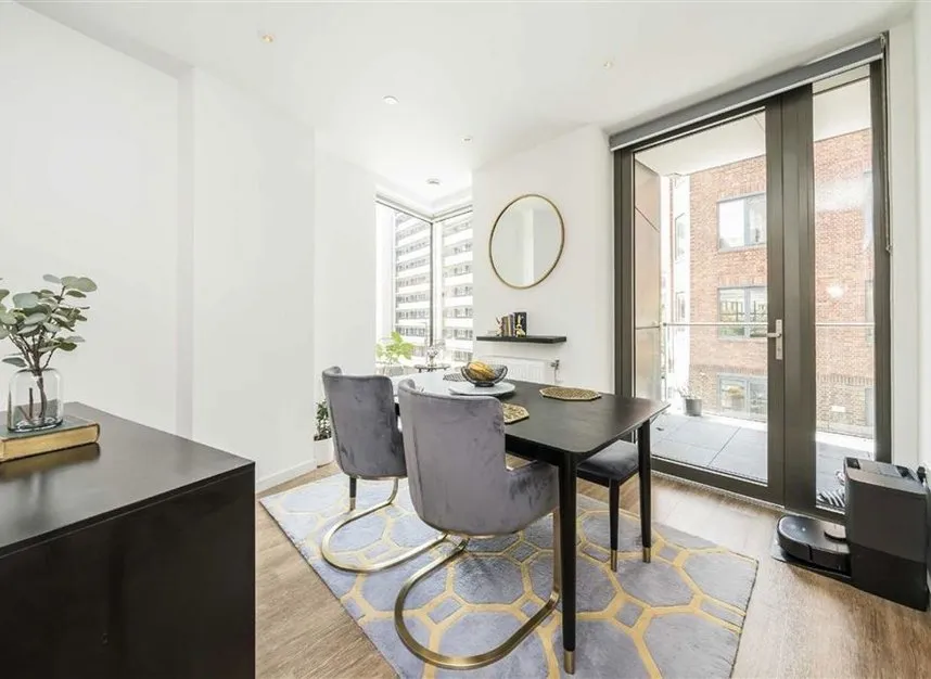 Macclesfield Road, City Road, EC1V, photo 3