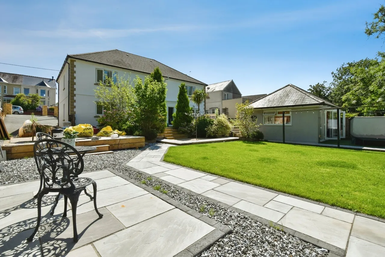 Tirycoed Road, Glanamman, SA18, photo 8