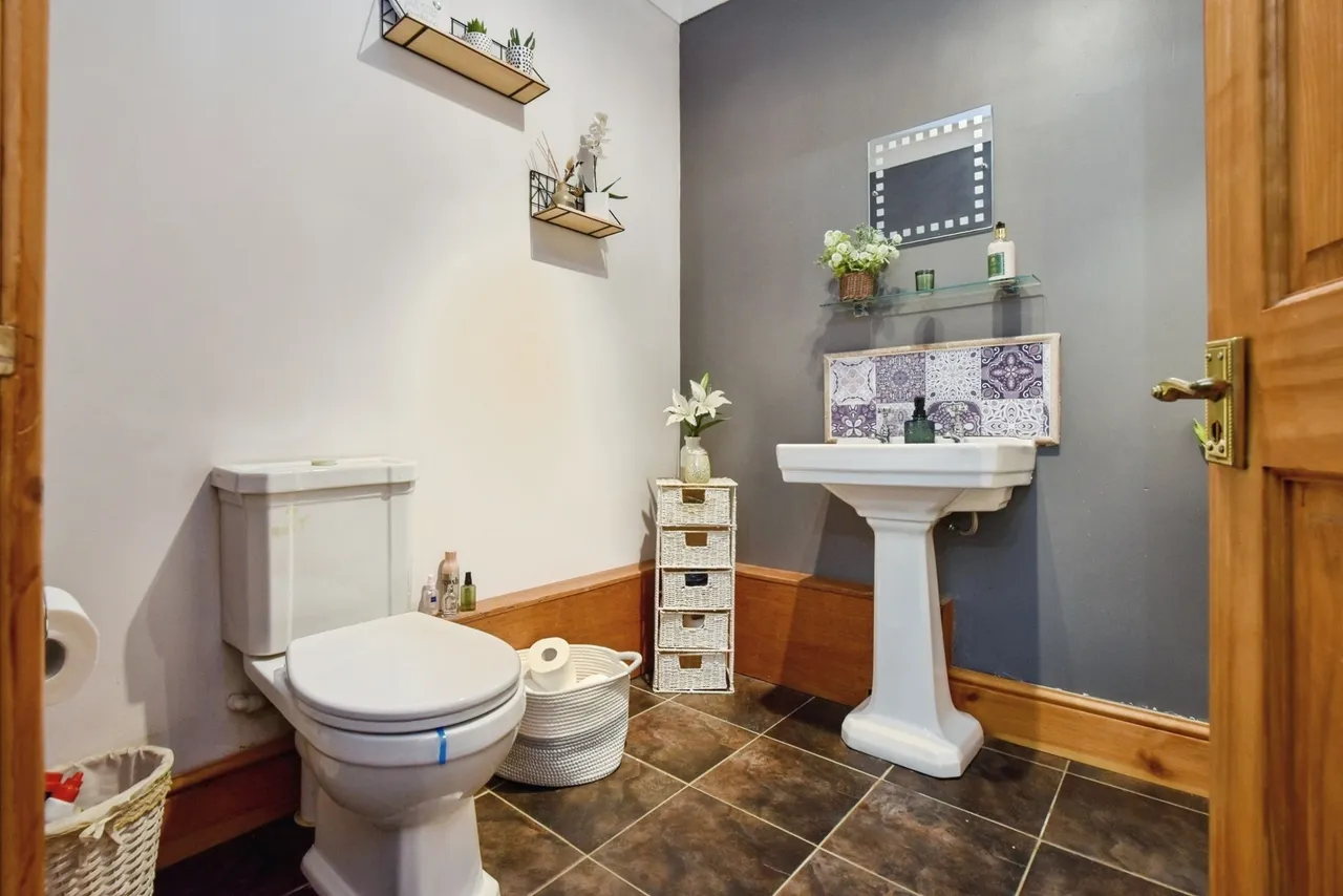 Tirycoed Road, Glanamman, SA18, photo 25