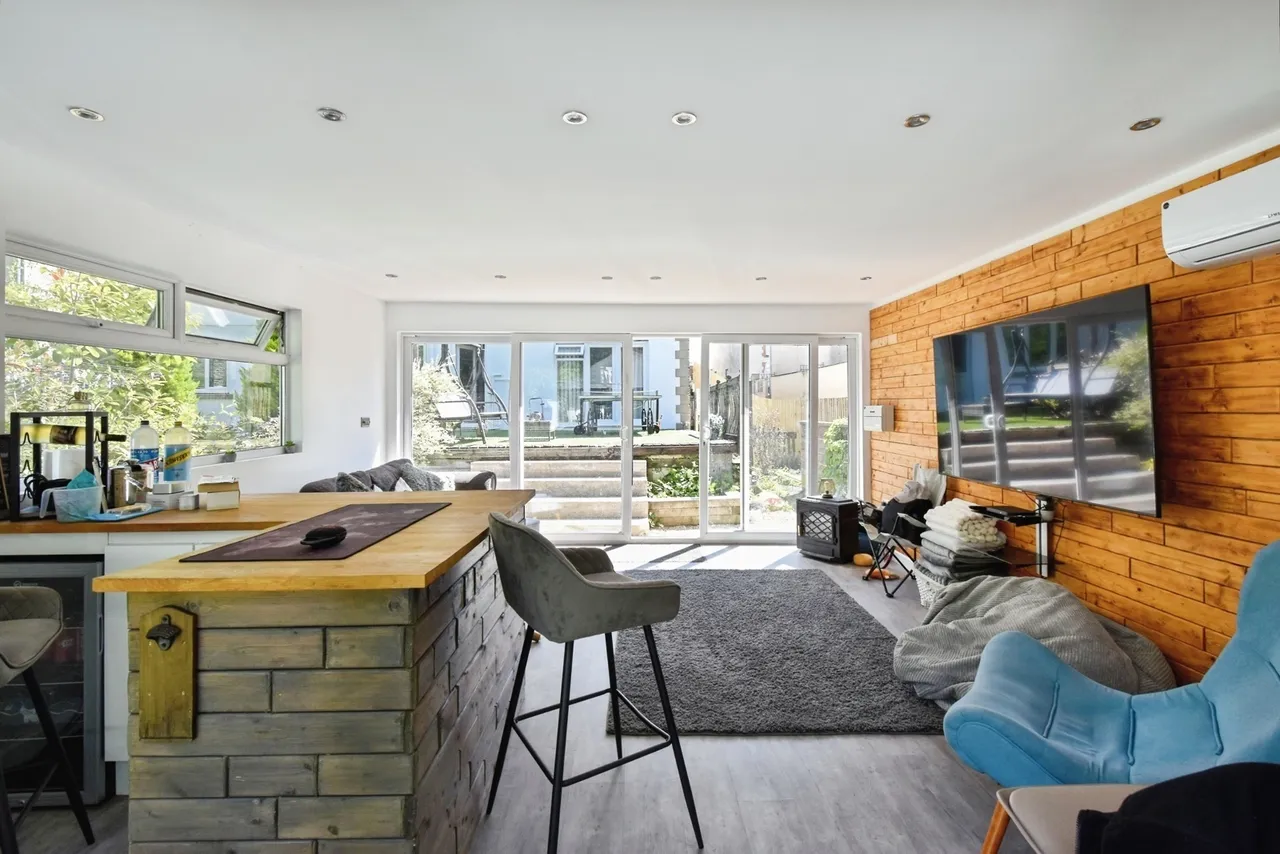 Tirycoed Road, Glanamman, SA18, photo 12