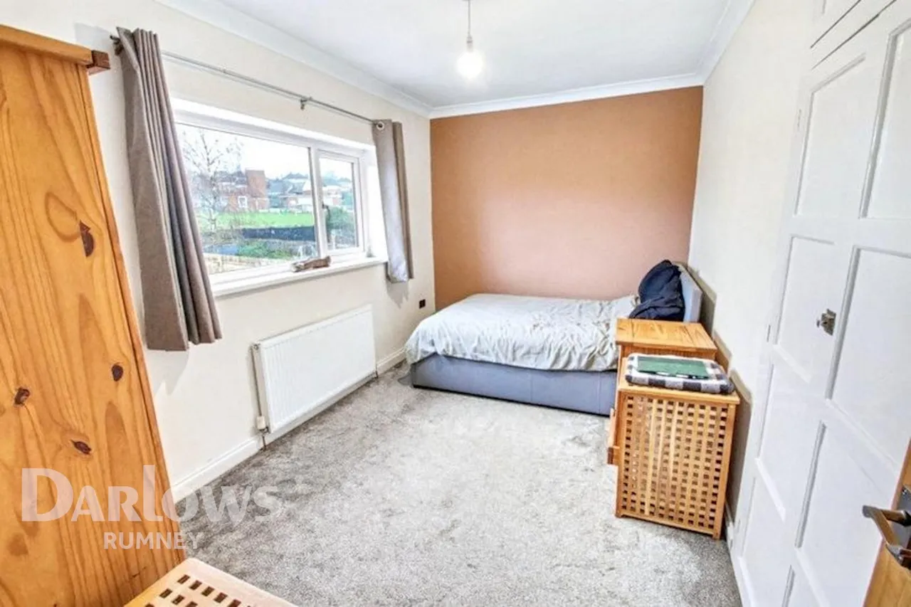 Greenway Road, Cardiff, photo 12