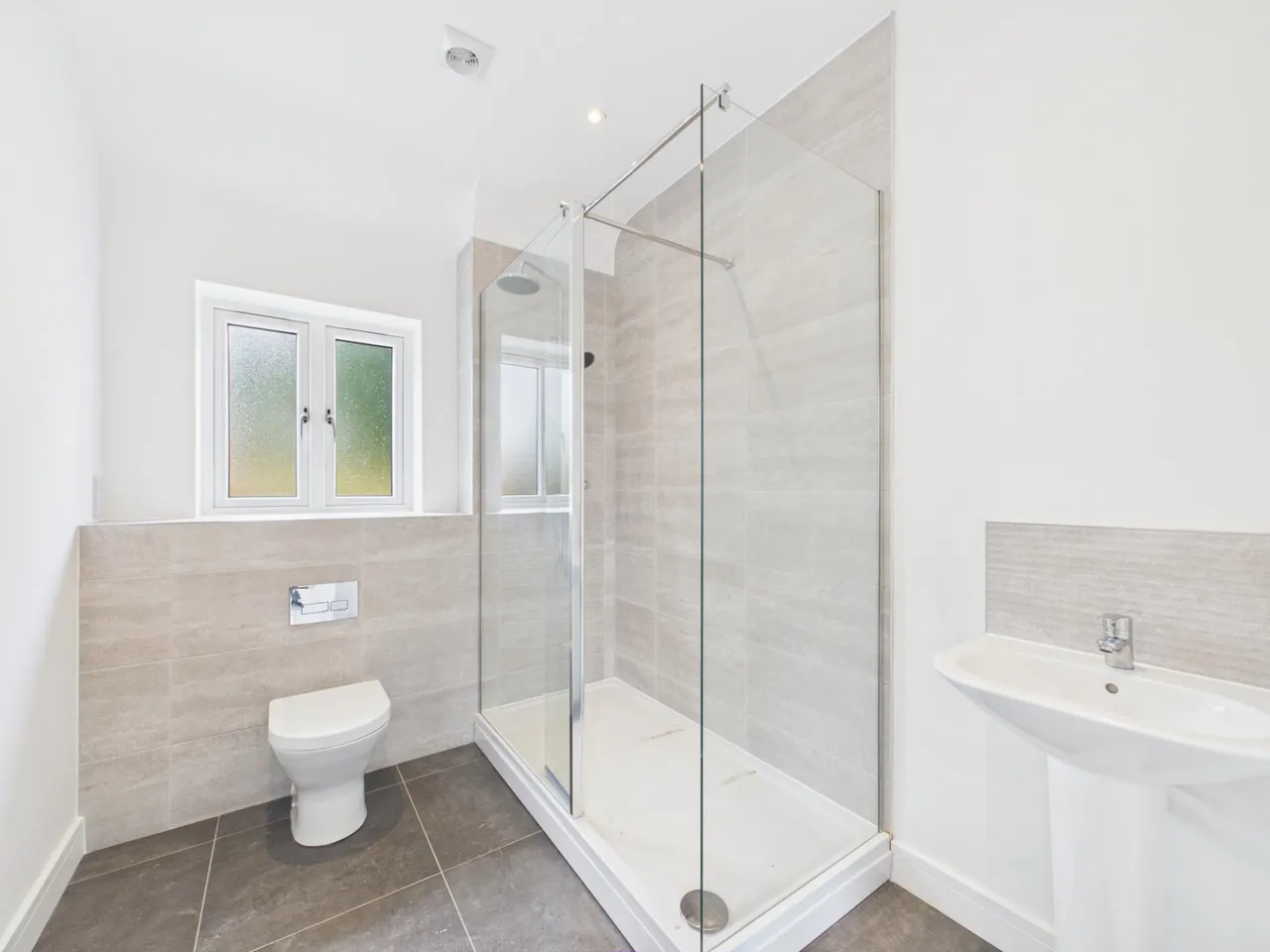 Mable Close, Melton Mowbray, LE13, photo 10
